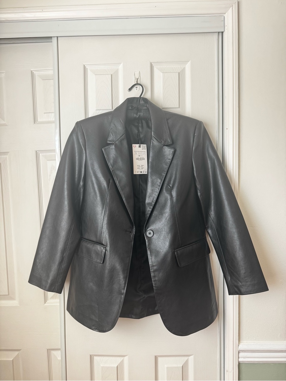 Zara Black Faux Leather Single-Button Blazer